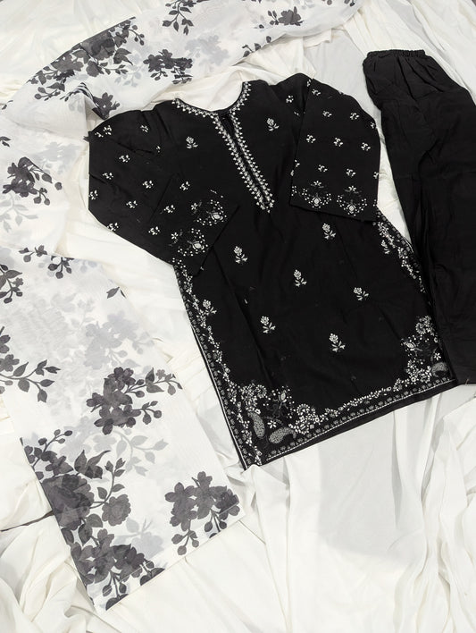 BLACK 3 PC EMBROIDERY