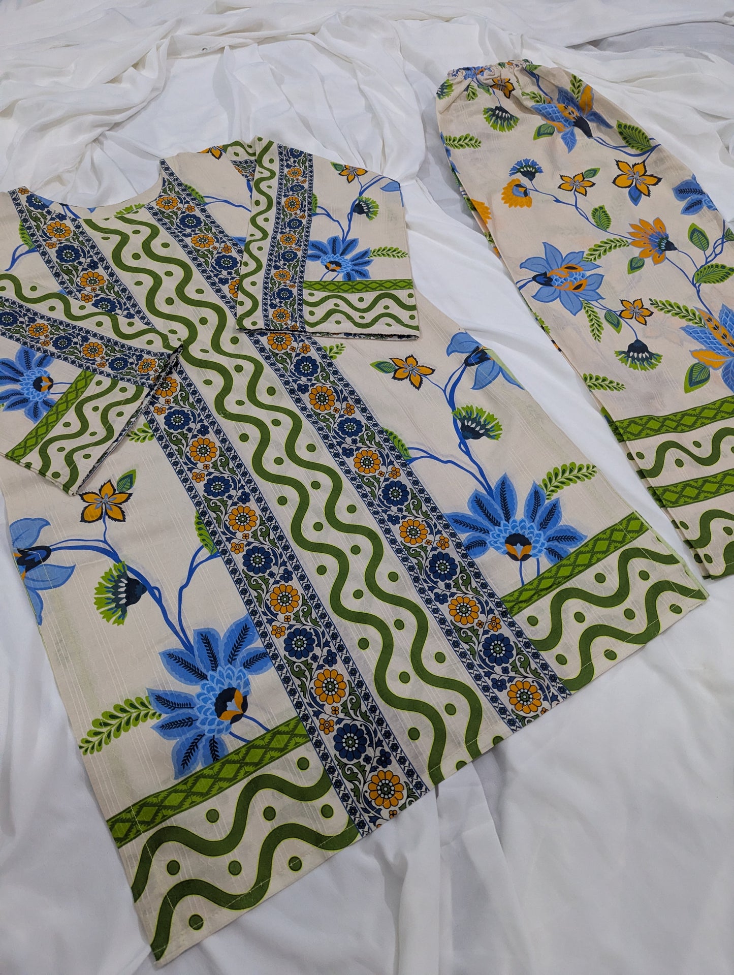 MULTI COLOR 2 PC DRESS