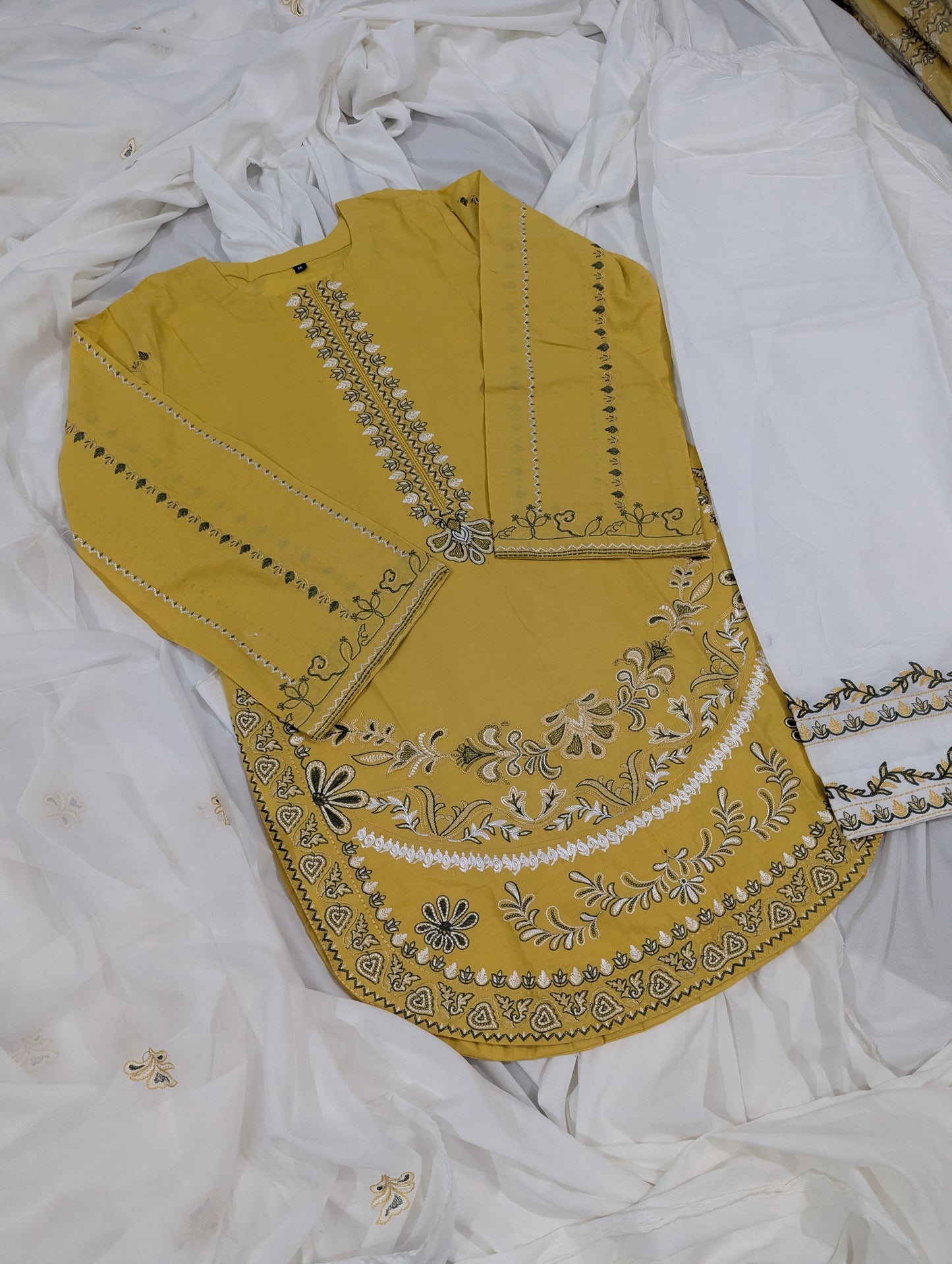 SUNSHINE 3 PC EMBROIDERY